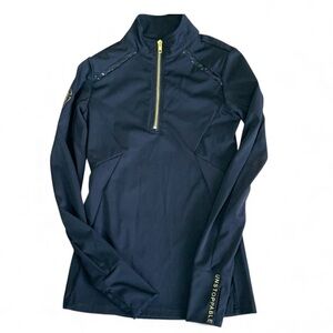 SYNC EQUESTRIAN PLEATED VENOM TOP- XS BLACK. UNSTOPPABLE ON SLEEVE